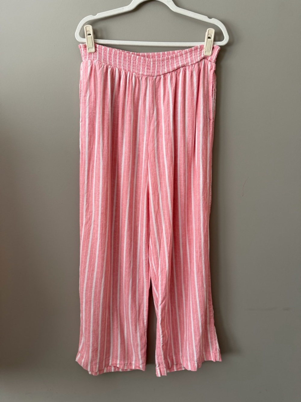 aerie Pink & White Striped Smocked Waist Pants